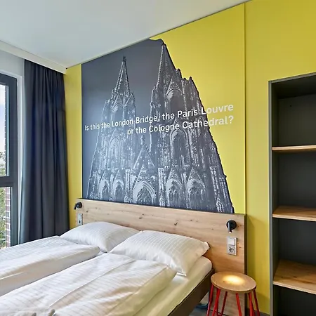 Hotell Meininger West