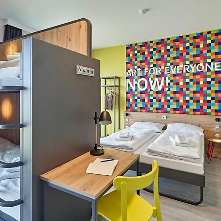 Meininger West Hotell Köln