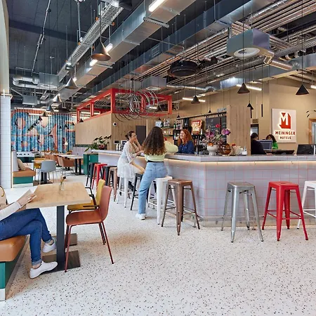 Hotel Meininger West Cologne